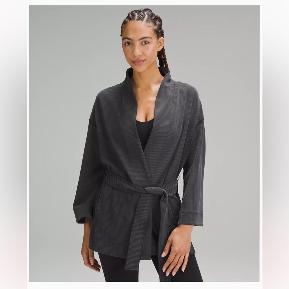 NWT Lululemon Ribbed Softstreme? Belted Wrap / BLK 8